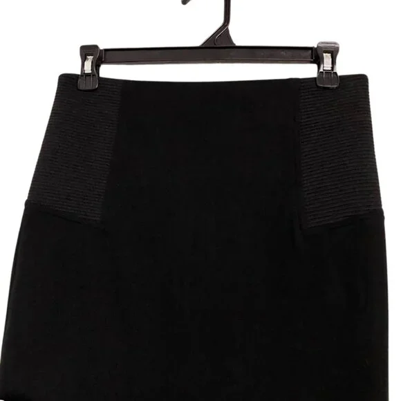 Urban Behavior Black Stretch Skirt Medium Back Zip Ribbed Side Panels Fitted - Picture 3 of 14